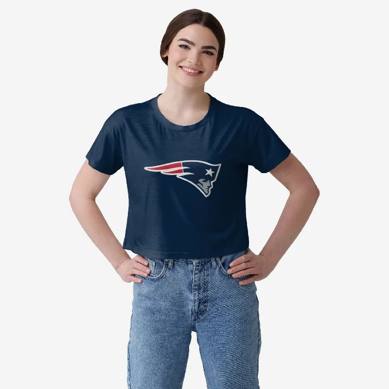 New England Patriots Womens Solid Big Logo Crop Top Compression