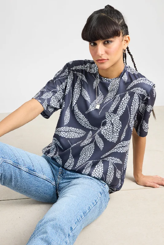 Printed Women's T-Shirt - Leafy Black Feminine Women's Style 