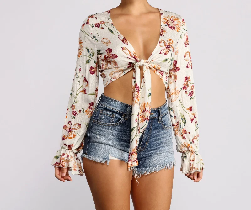 Floral Affair Tie Front Top Gym