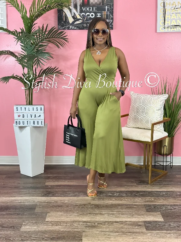 Cyndi Sleeveless Capri Jumpsuit (Green) purpose
