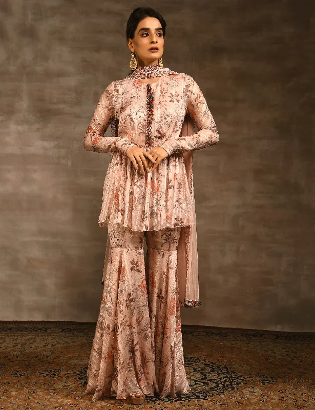 IRIA Refined Women's Hand - crafted